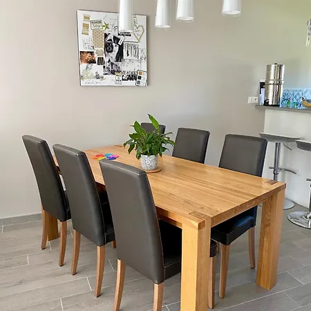 Maison Chic Avec Jacuzzi & Jardin Paisible Chauray