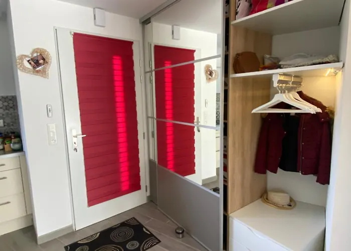 Maison Chic Avec Jacuzzi & Jardin Paisible Chauray