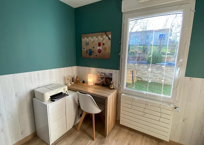 Сasa de vacaciones Maison Chic Avec Jacuzzi & Jardin Paisible